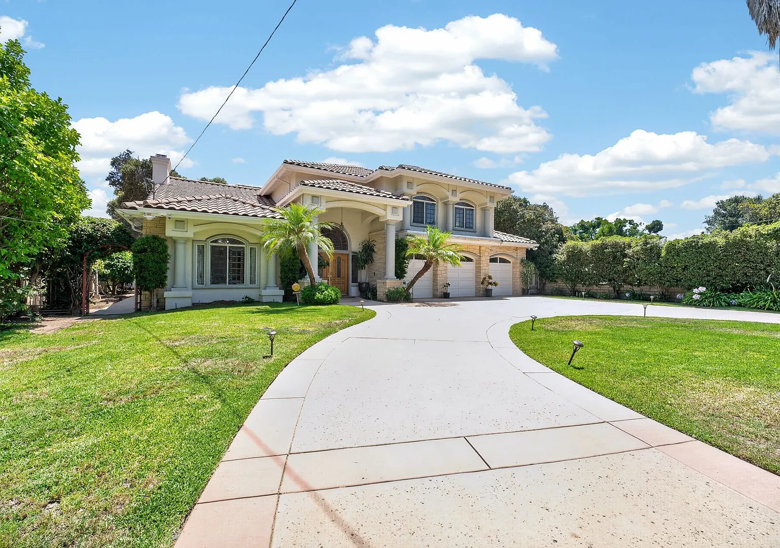 Executive Furnished Estate Home in Prestigious West Arcadia — Photo 2