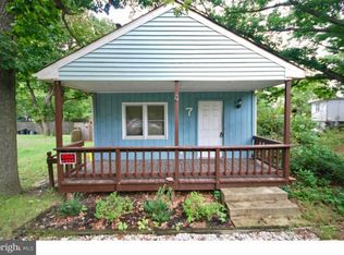 7 W Hickstown Rd, Pine Hill, NJ 08021