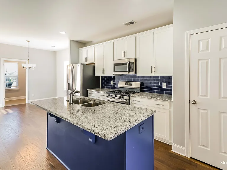 293 Cloverbrook Way — Photo 3