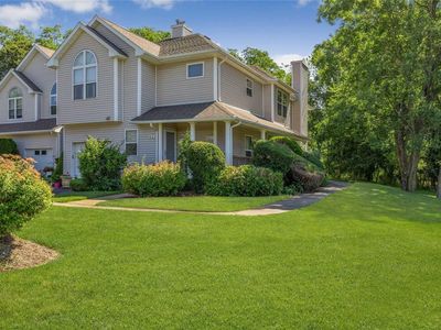 401 Willow Pond Dr #401, Riverhead, NY, 11901