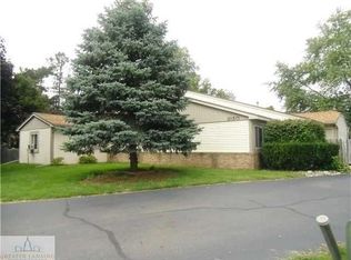 2150 Phillips Ave APT D, Holt, MI 48842