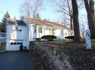 65 Cedar Point Dr, Williams Bay, WI 53191