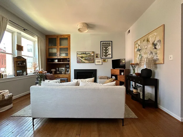 1930 New Hampshire Ave NW #26 — Photo 1