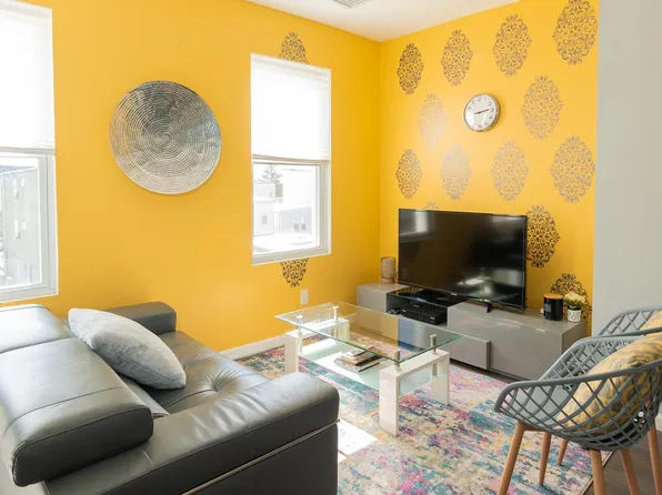 1111 7th Street image 2 of 14