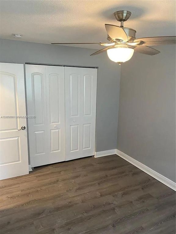 240 SE 9th Ave, photo 5