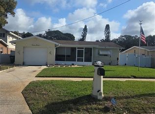 1130 San Remo Dr, Largo, FL 33770