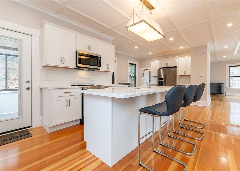 54 Freedom St, Hopedale, MA 01747 Zillow