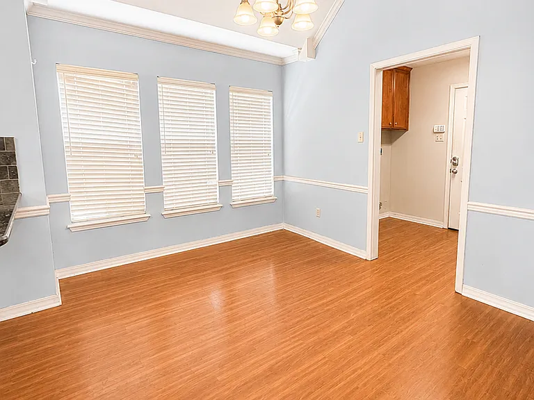 6037 Braeburn Ct — Photo 57
