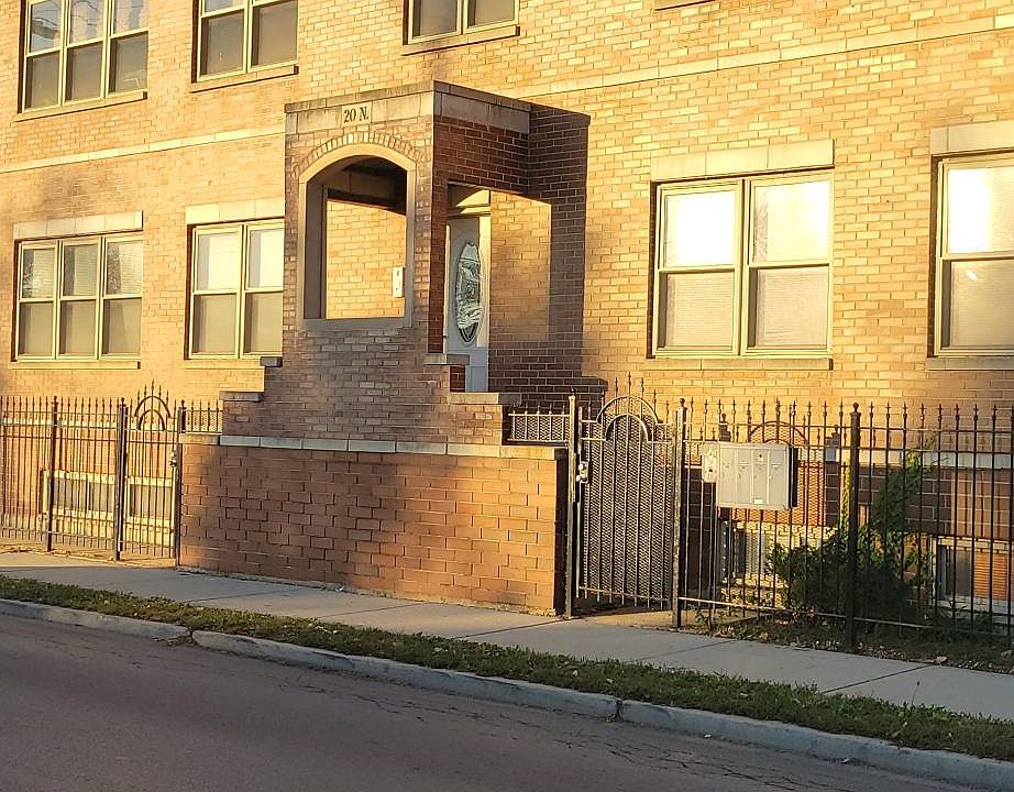 1st image of 20 N Sacramento Ave #B