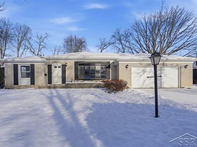 412 Harper Ln, Midland, MI, 48640