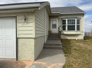 2104 Thompson Dr, Junction City, KS 66441