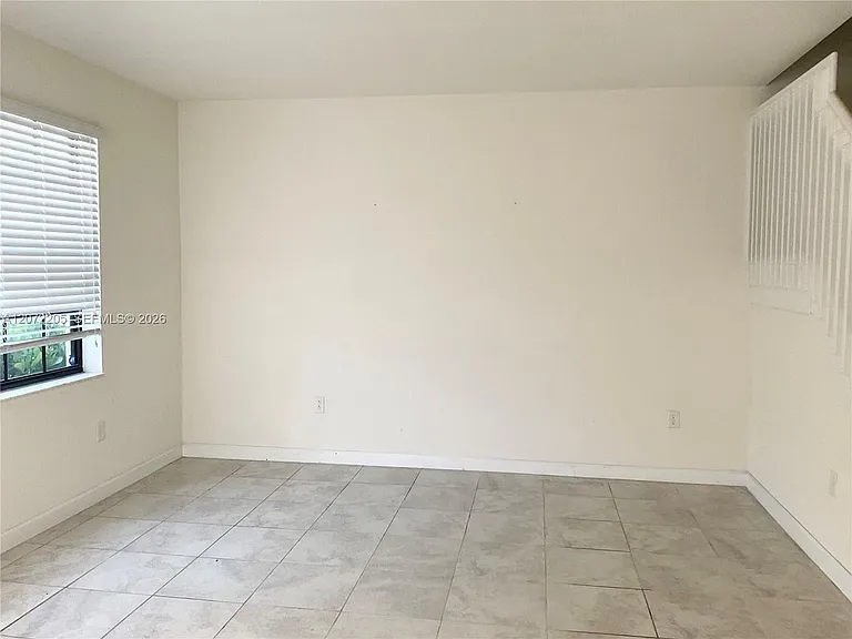 11419 SW 248th Ln — Photo 4