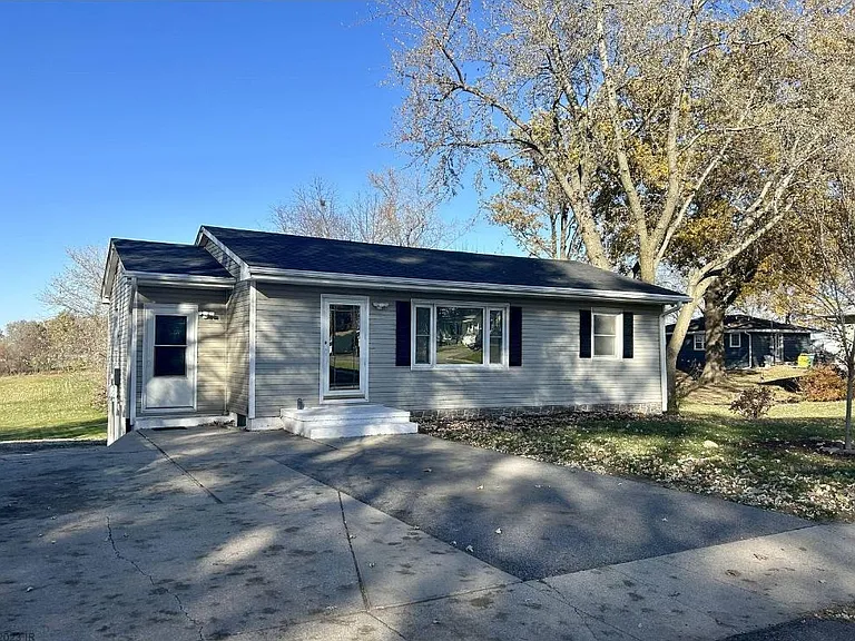 1206 W Euclid Ave — Photo 27