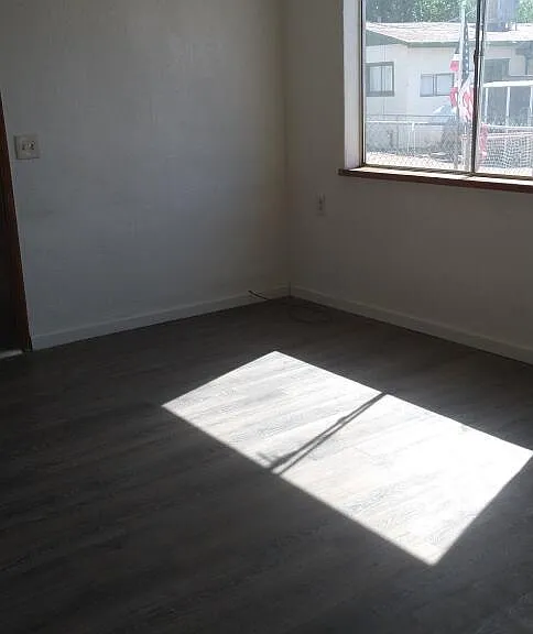 3720 Suhre St #B — Photo 24