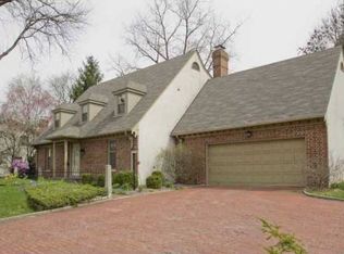 4410 Sussex Dr, Columbus, OH 43220