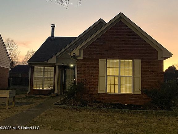 2nd image of 5387 Payton Dr W