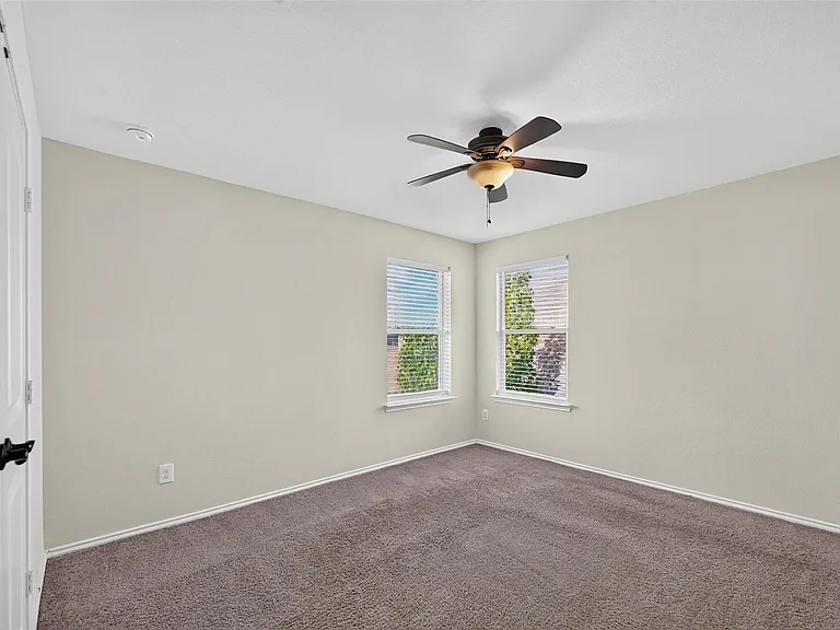 1049 Clove Hitch Rd — Photo 28