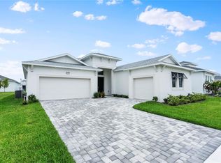 8235 Ivy Stark Blvd, Wesley Chapel, FL 33545