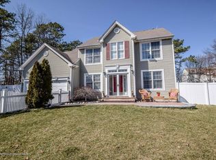 352 Yeoman Rd, Manahawkin, NJ 08050