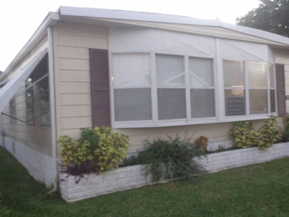 1st image of 6618 NW 29th Pl
