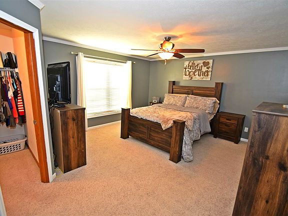 4th image of 57359 Jade Cir