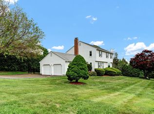 155 Raymond Rd, Rocky Hill, CT 06067