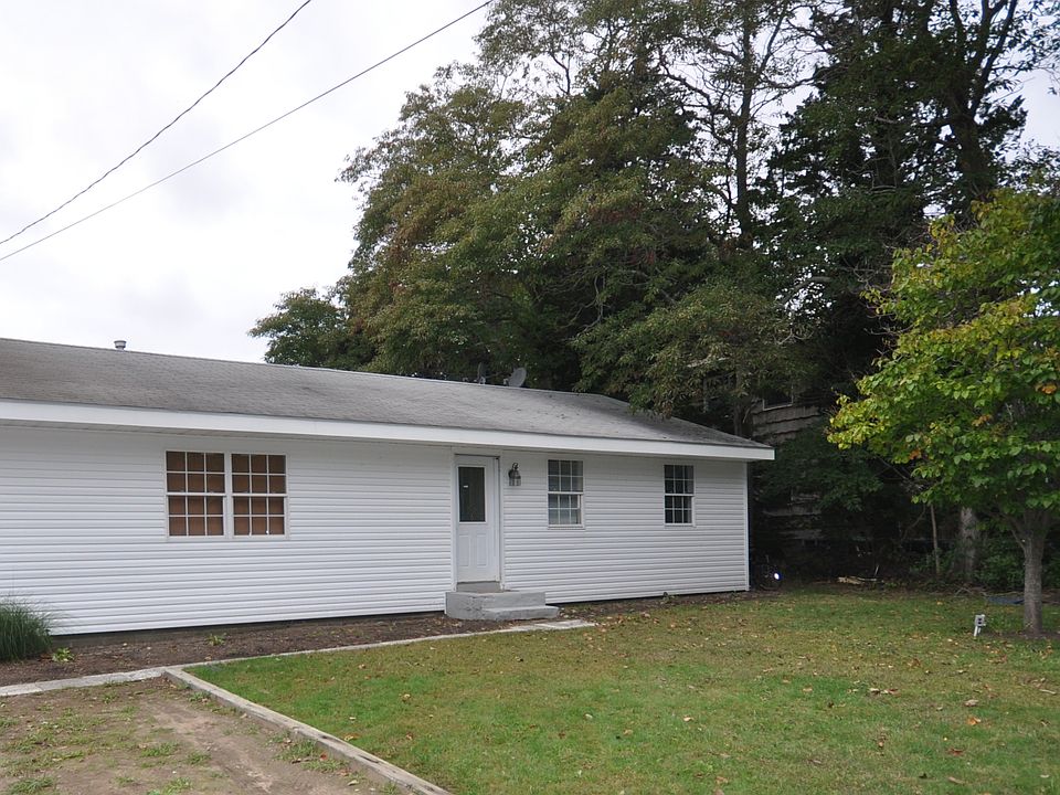 1st image of 31 Cove Dr