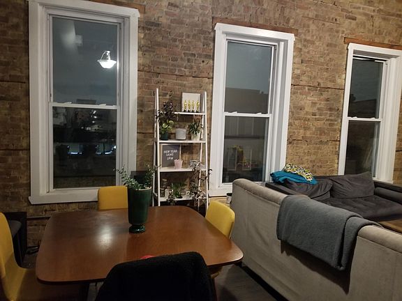 5th image of 1200 W Grand Ave #3
