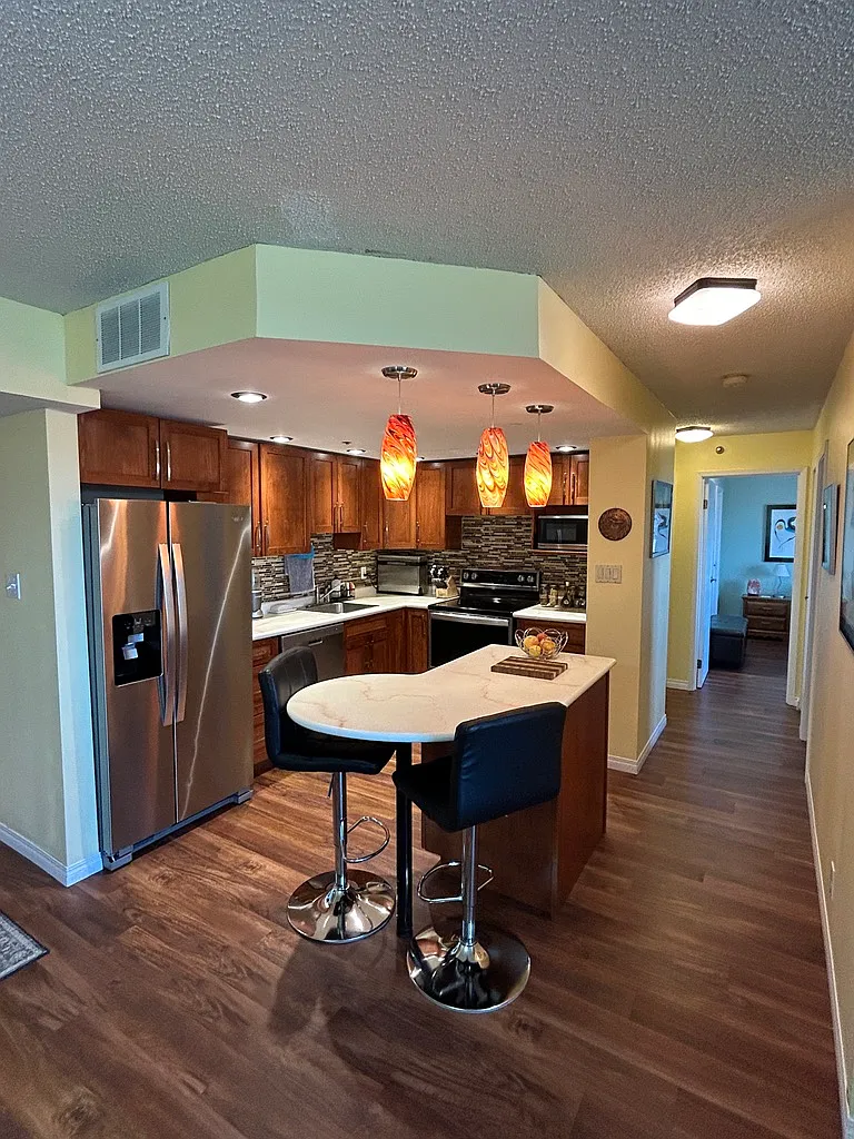 2206 - 311 6th Avenue North, Saskatoon Approx. 978 sq. ft. Furnished Condo | 2 Bedrooms | 1 Bathroom — Photo 4
