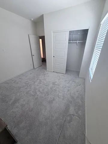 2236 W Laurie Ln — Photo 22