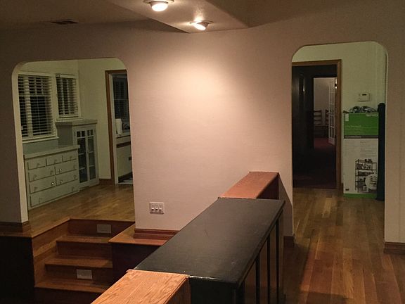 5th image of 226 E J St