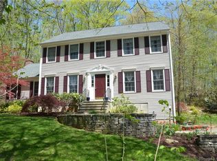 55 New Lebbon Rd, Sandy Hook, CT 06482