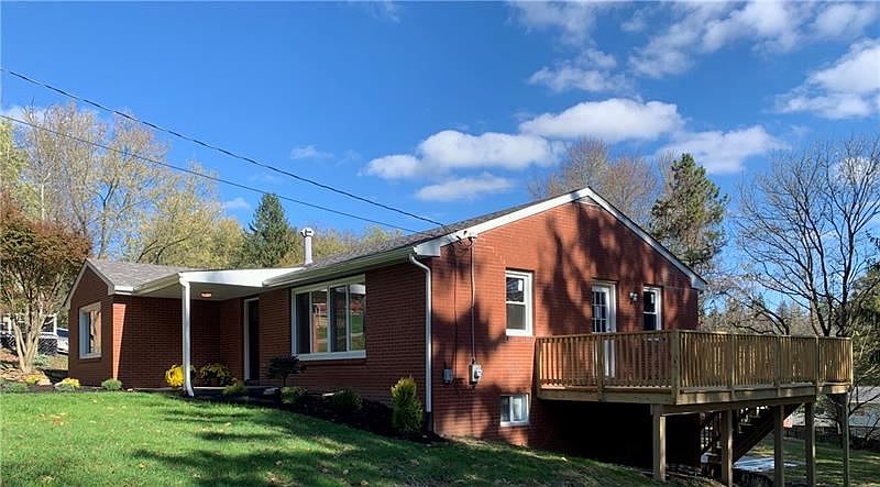 2nd image of 970 Williams St
