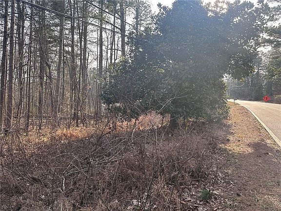 4th image of 4386 Old Fairburn Rd S