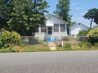21 Woodland Ave, Villas, NJ 08251