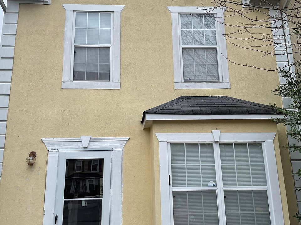 1st image of 3825 Meadow Green Ct