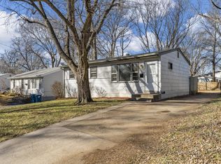 127 Elbring Dr, Saint Louis, MO