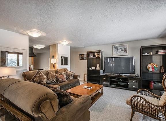 5th image of 730 Saddle View Way #14