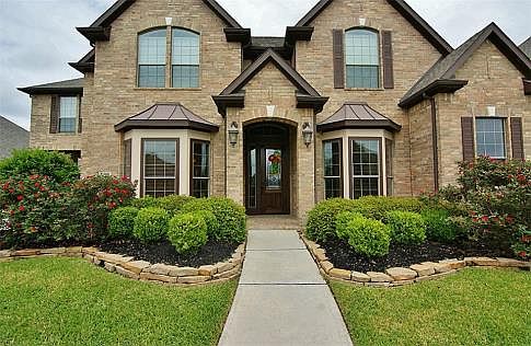 3rd image of 17510 Raven Canyon Ln