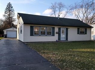 225 Dickens Dr, Toledo, OH 43607