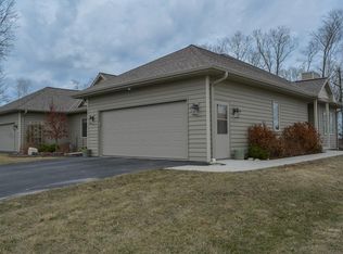 4426 W Madeline Ln #9, Sturgeon Bay, WI 54235