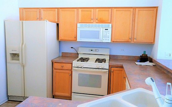 5th image of 2579 Arcadia Cir #2579
