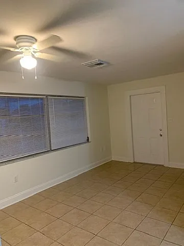 230 SW 47th Ter #1 — Photo 3