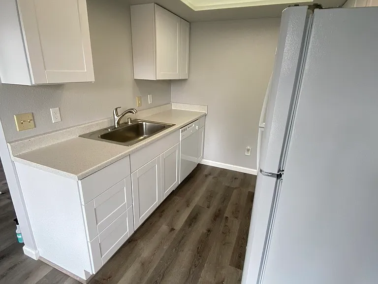 7324 S Wilkeson St #A — Photo 3
