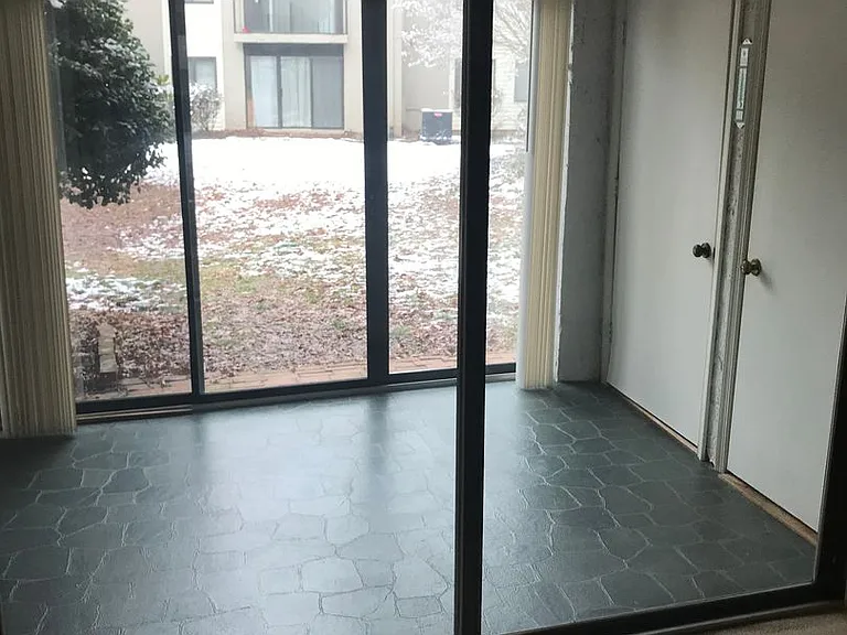37 Spring Ct — Photo 12