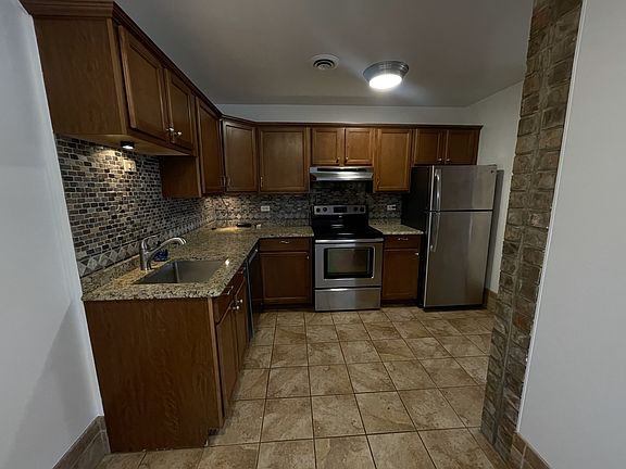 3rd image of 425 Walnut Creek Ln Unit 1509