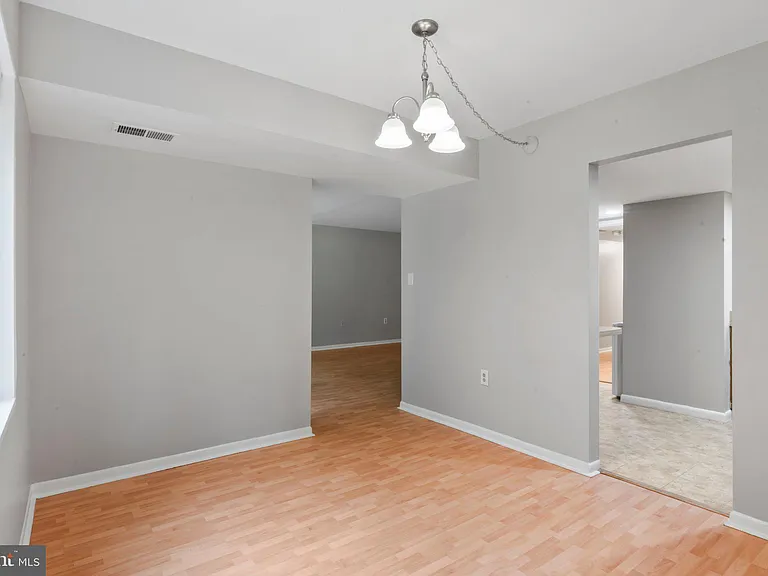 1422-1422 Northgate Sq #12B — Photo 11