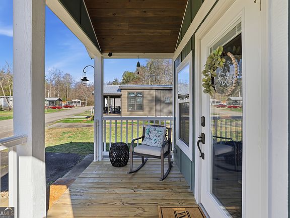 2nd image of 4960 Laurel Ldg #35