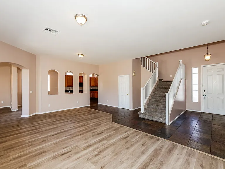 10602 Bonchester Hill St — Photo 6