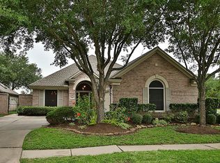 1919 Supplejack Ct, Sugar Land, TX 77479